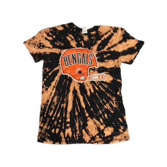 Retro Cincinnati Bengals Helmet Bleached Tee - Picture 1 of 3